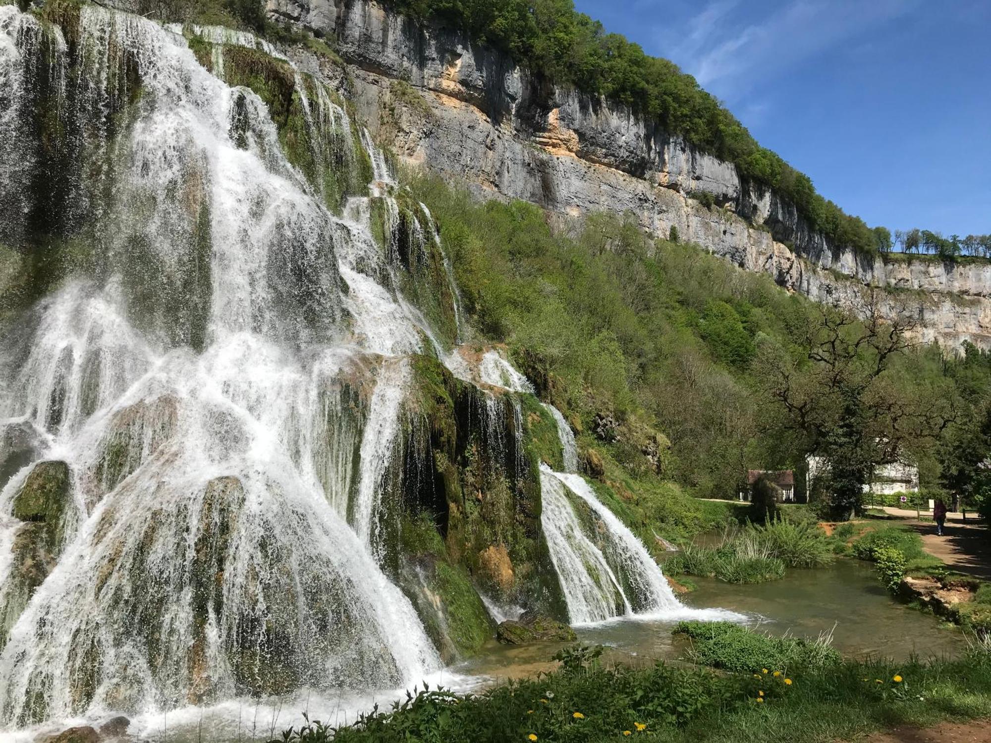 Pont-de-Poitte L'Oreline Au Coeur De La Region Des Lacs Du Jura מראה חיצוני תמונה